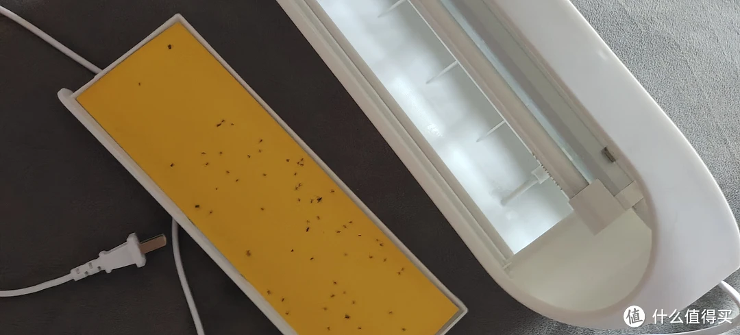 紫外光灭蚊灭虫灭苍蝇?还是工厂级专业设备好(含说明书)灯餐厅饭店用粘捕式诱虫壁挂杀蚊子商铺挂墙